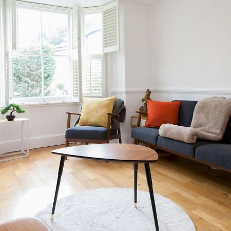 Pass The Keys Garden Apartment In Stockwell ลอนดอน ภายนอก รูปภาพ
