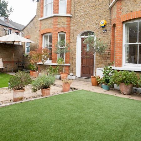 Pass The Keys Garden Apartment In Stockwell ลอนดอน ภายนอก รูปภาพ