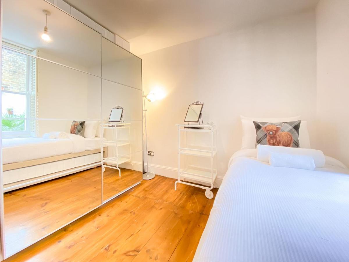 Pass The Keys Garden Apartment In Stockwell ลอนดอน ภายนอก รูปภาพ