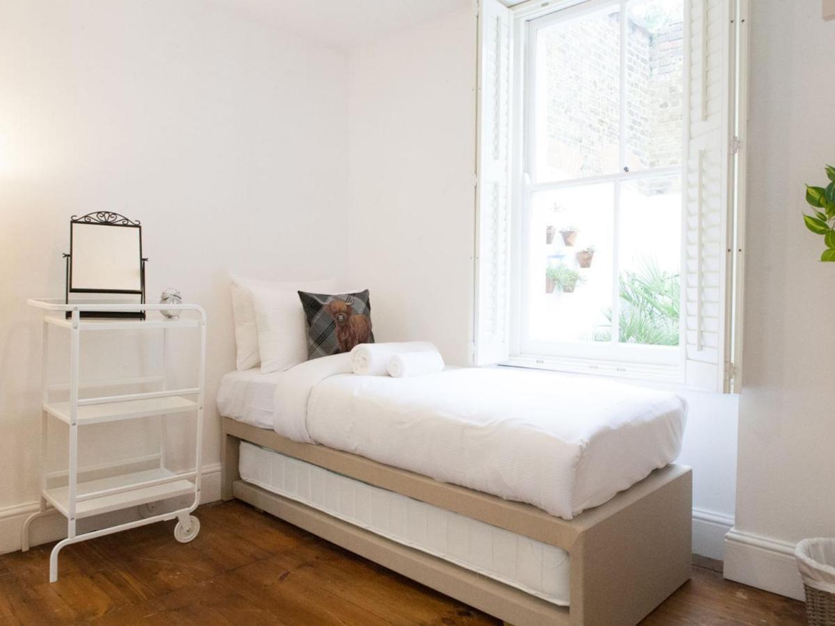 Pass The Keys Garden Apartment In Stockwell ลอนดอน ภายนอก รูปภาพ