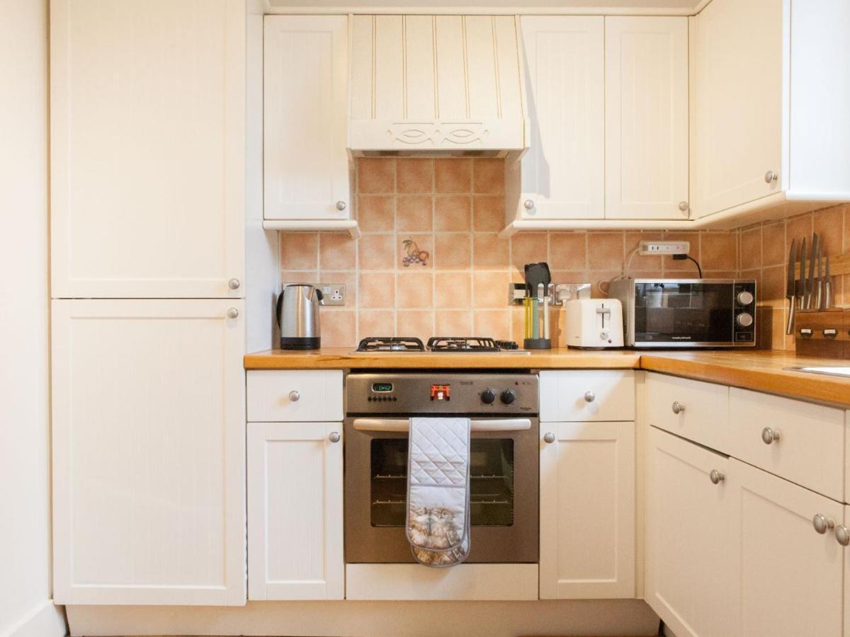 Pass The Keys Garden Apartment In Stockwell ลอนดอน ภายนอก รูปภาพ