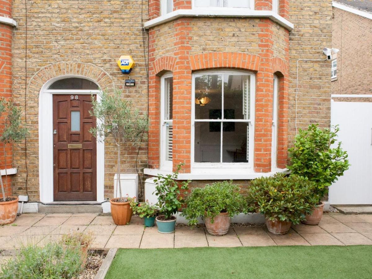 Pass The Keys Garden Apartment In Stockwell ลอนดอน ภายนอก รูปภาพ